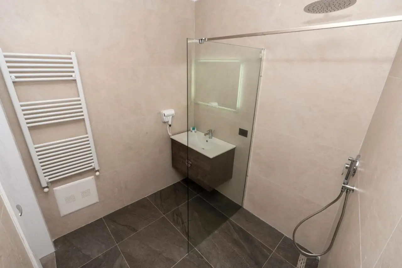 Hotel 5 Stinet