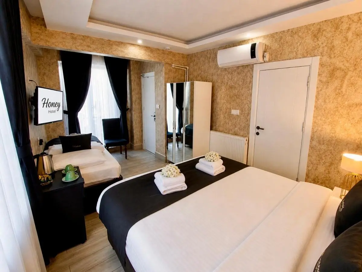 Honey Hotel
