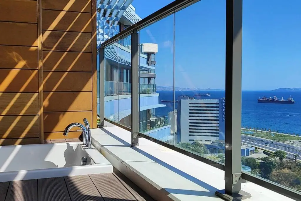 Exquisite Ottomare Suites