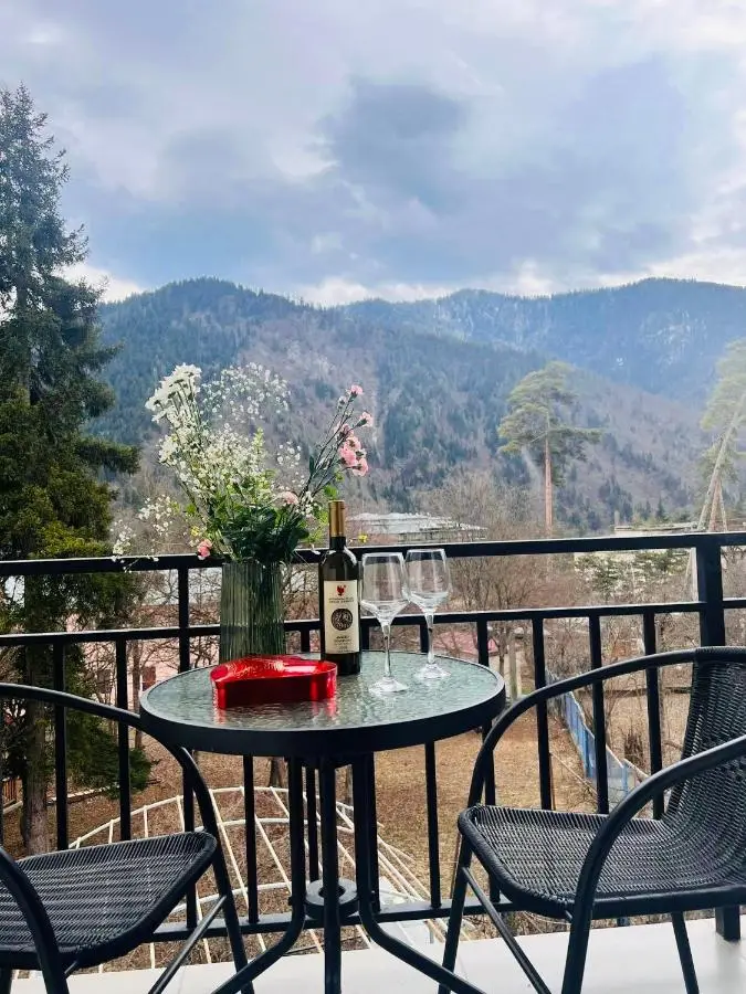 Likani Home
