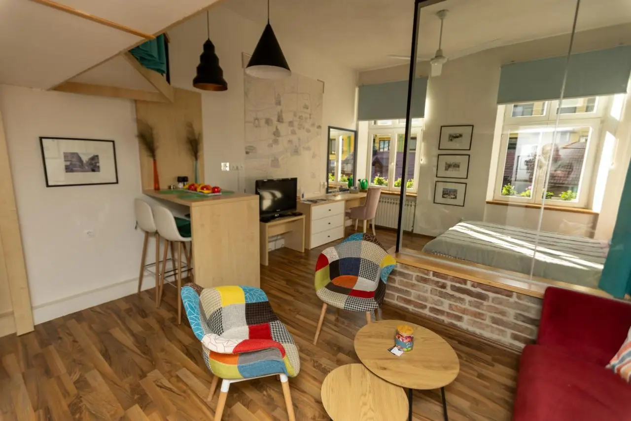 KIZZ Apartment