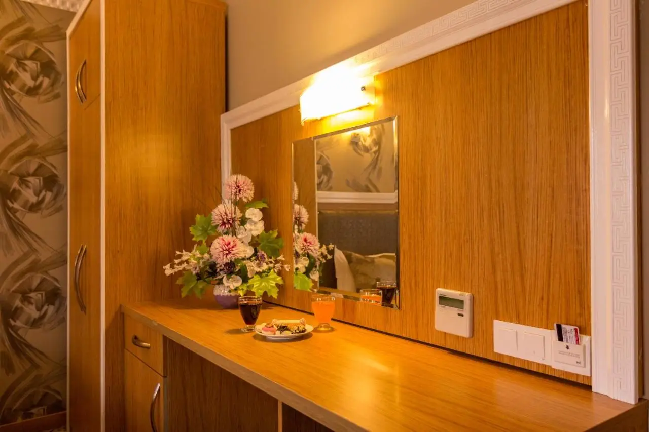 Grand Rosa Hotel