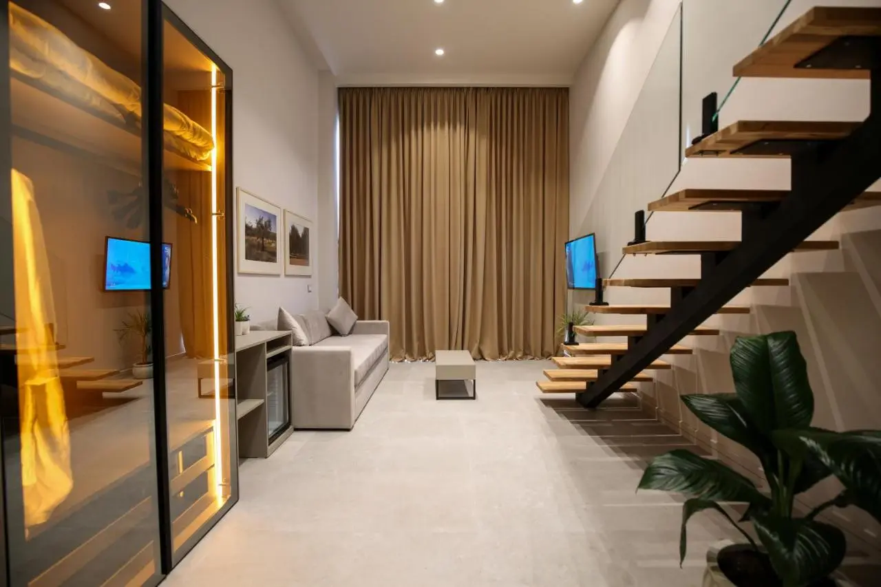 Toto Hotel & Apartments