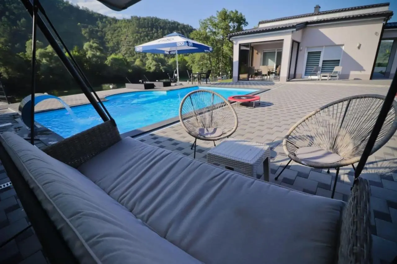 Villa Lux