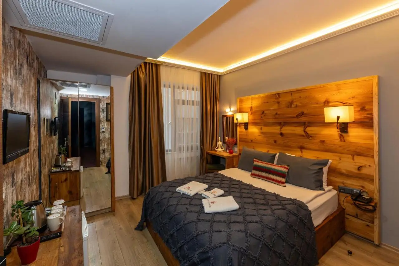 Double DD Hotel