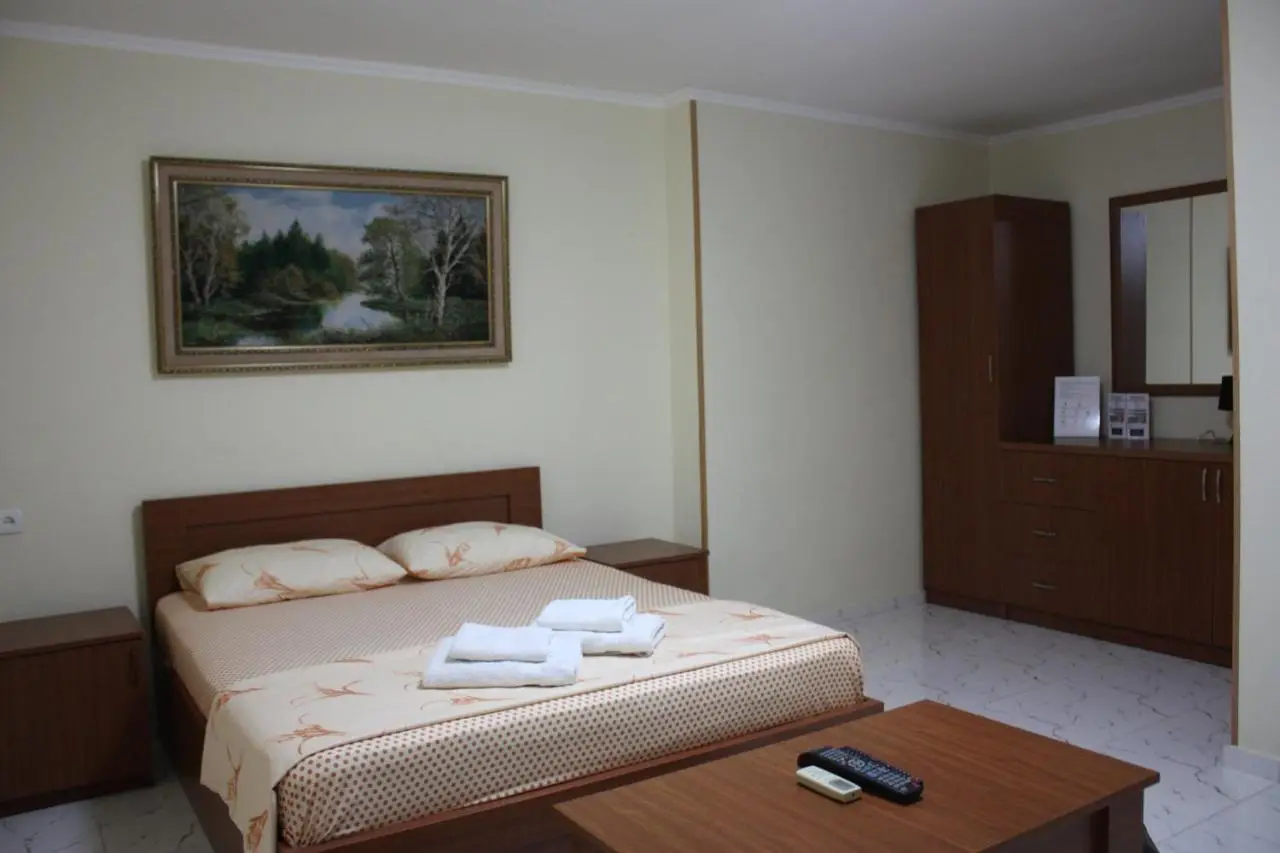 Paradise Hotel