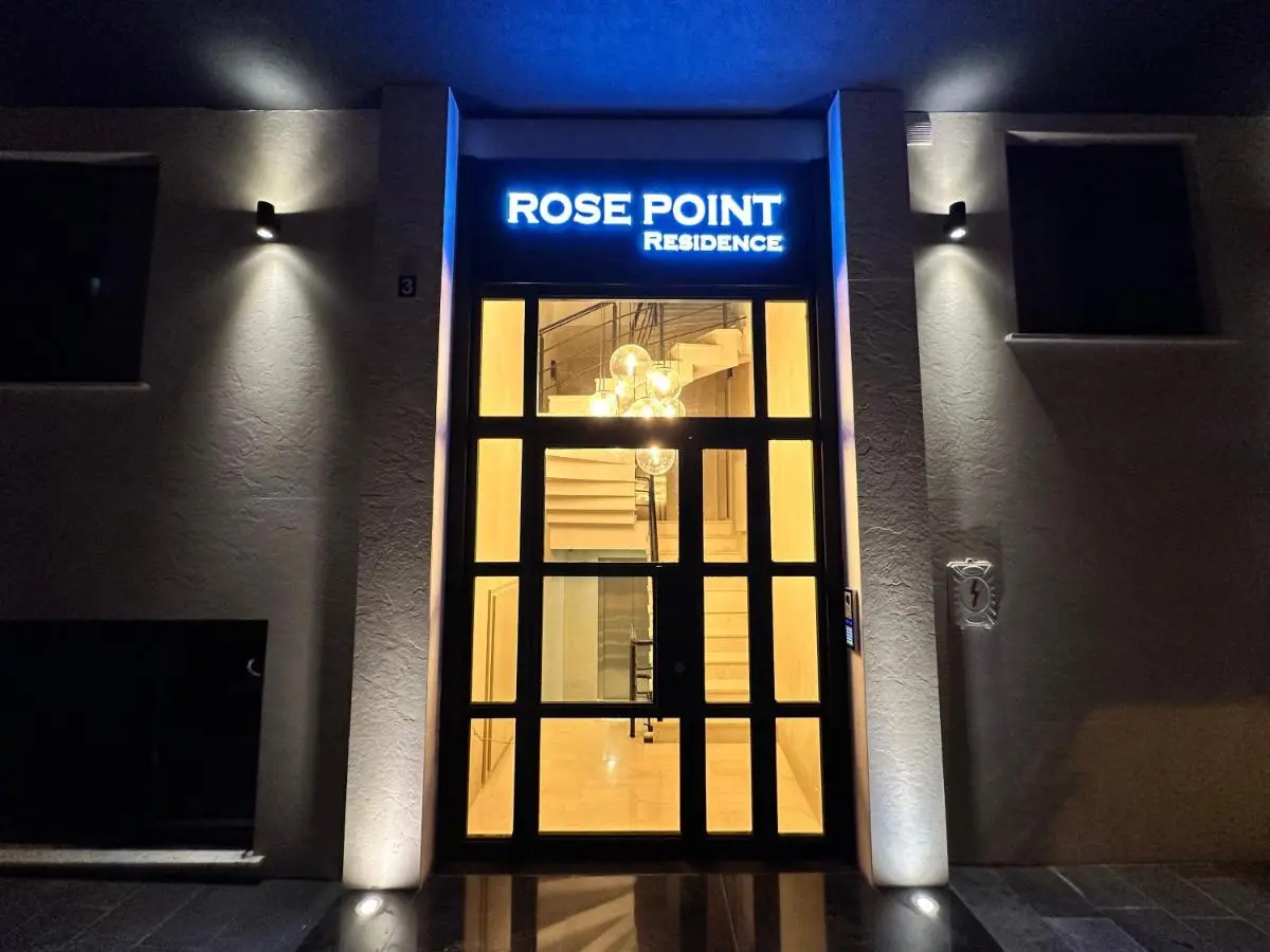 Rose Point Residence