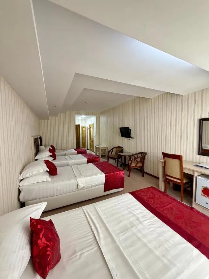 Royal Hotel