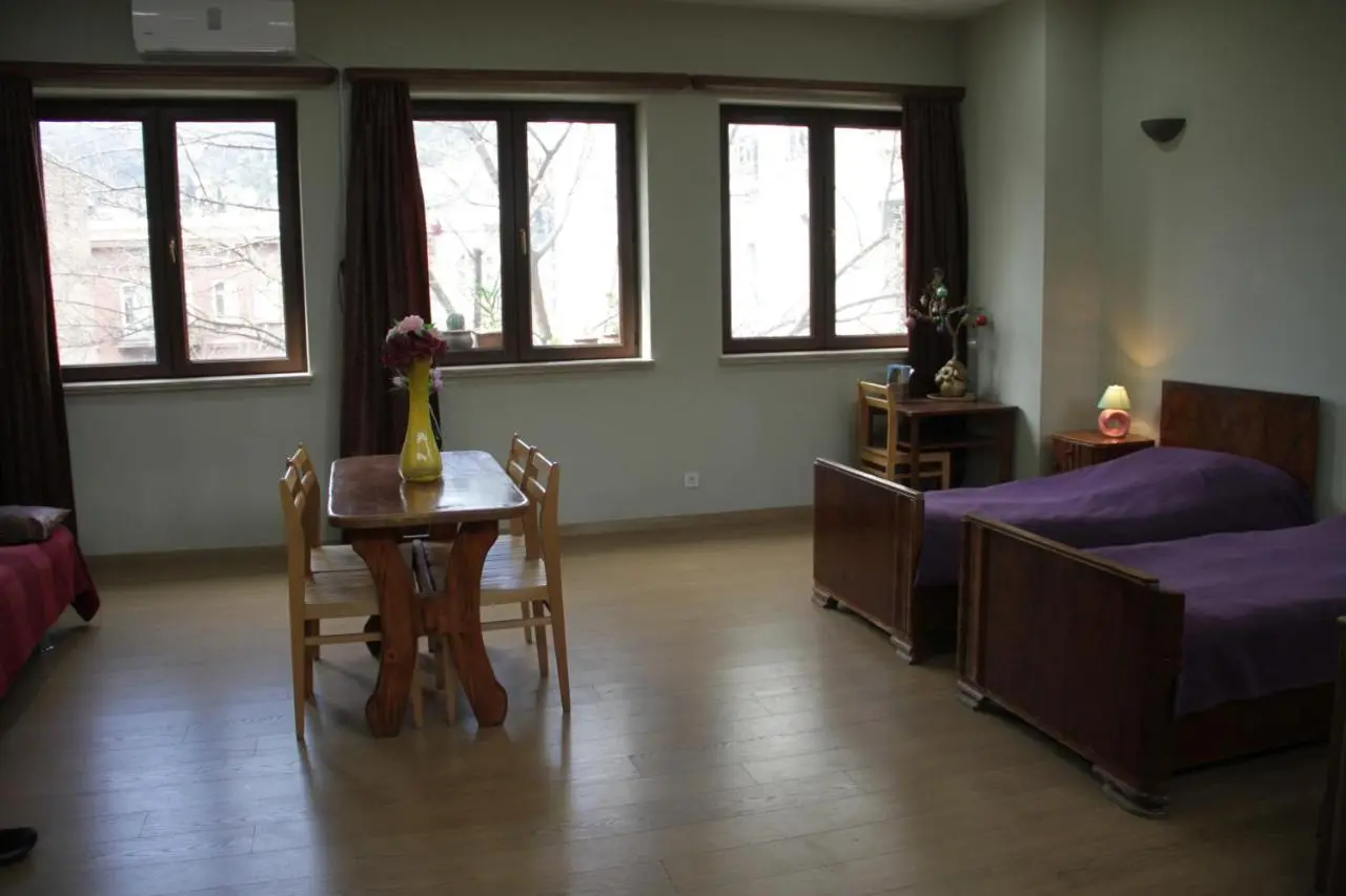 Sololaki 7 Guest House