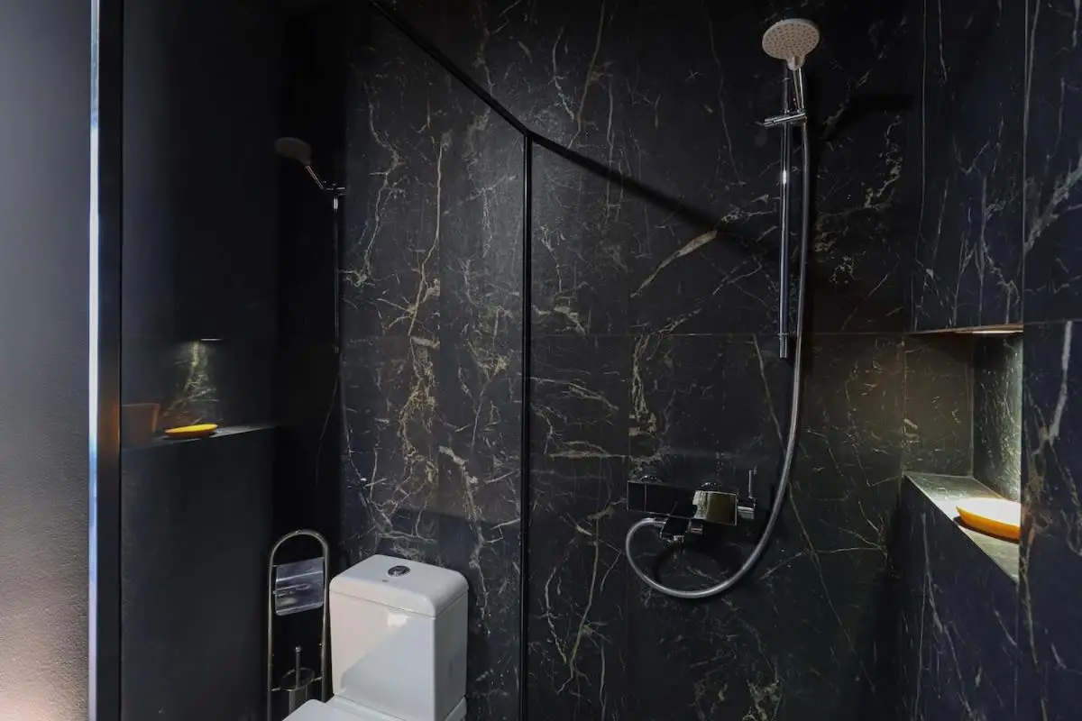 Luxurious 2BR Apartment at King David - By Wehost