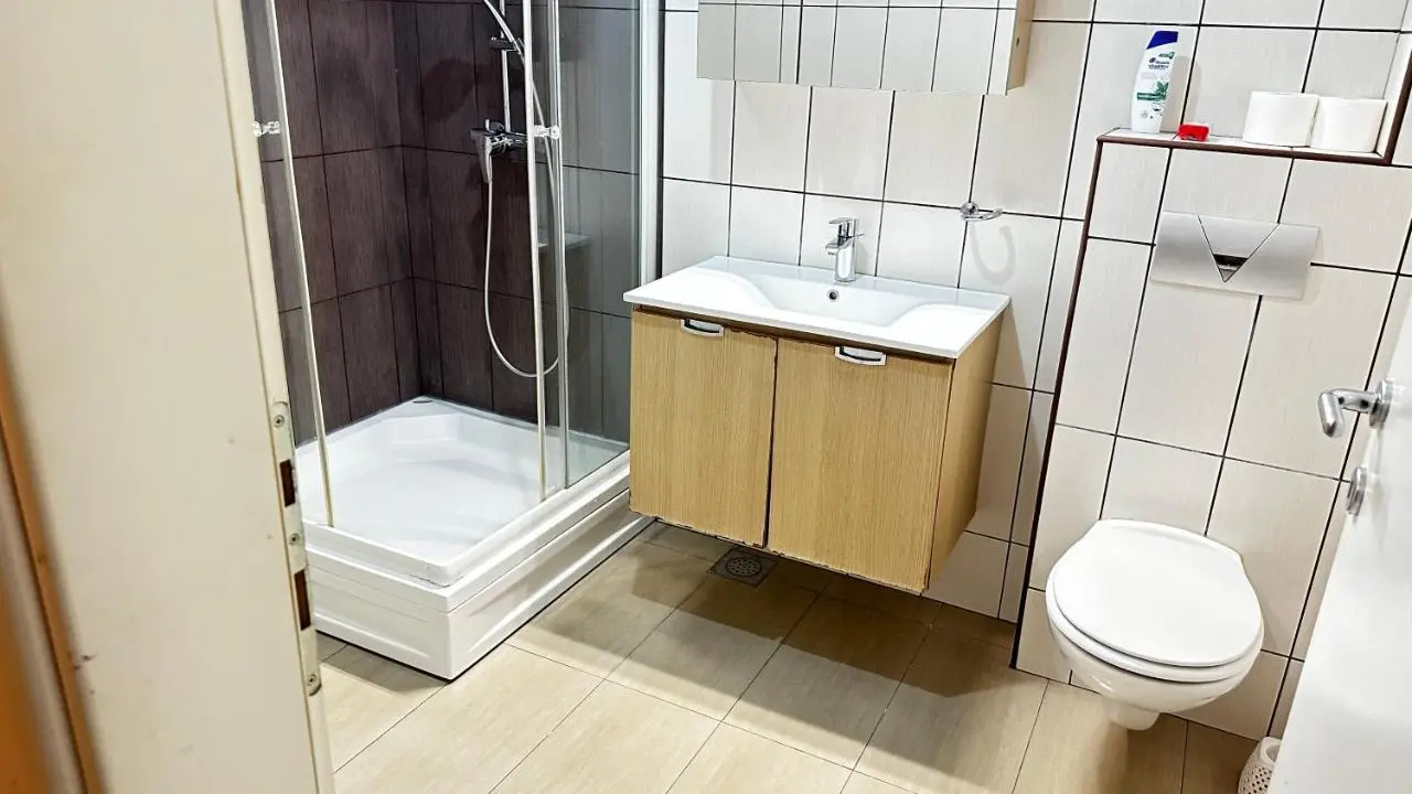 Rooms near the airport