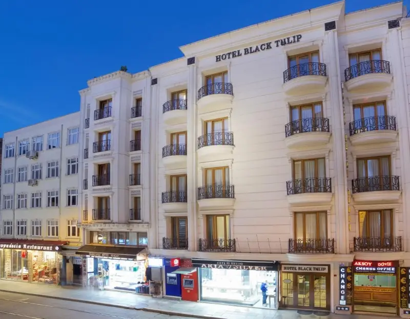 Weingart Black Tulip Hotel