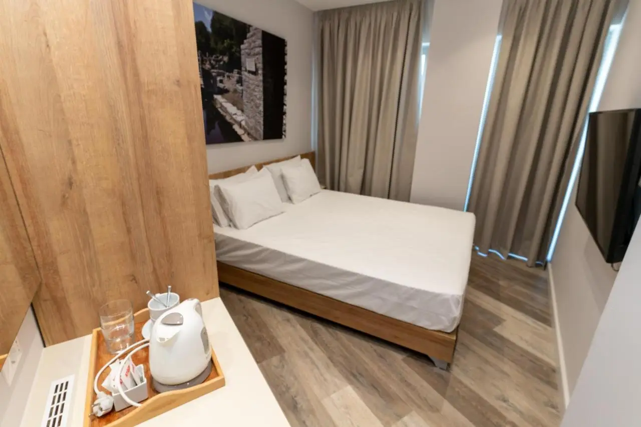 Titania Hotel