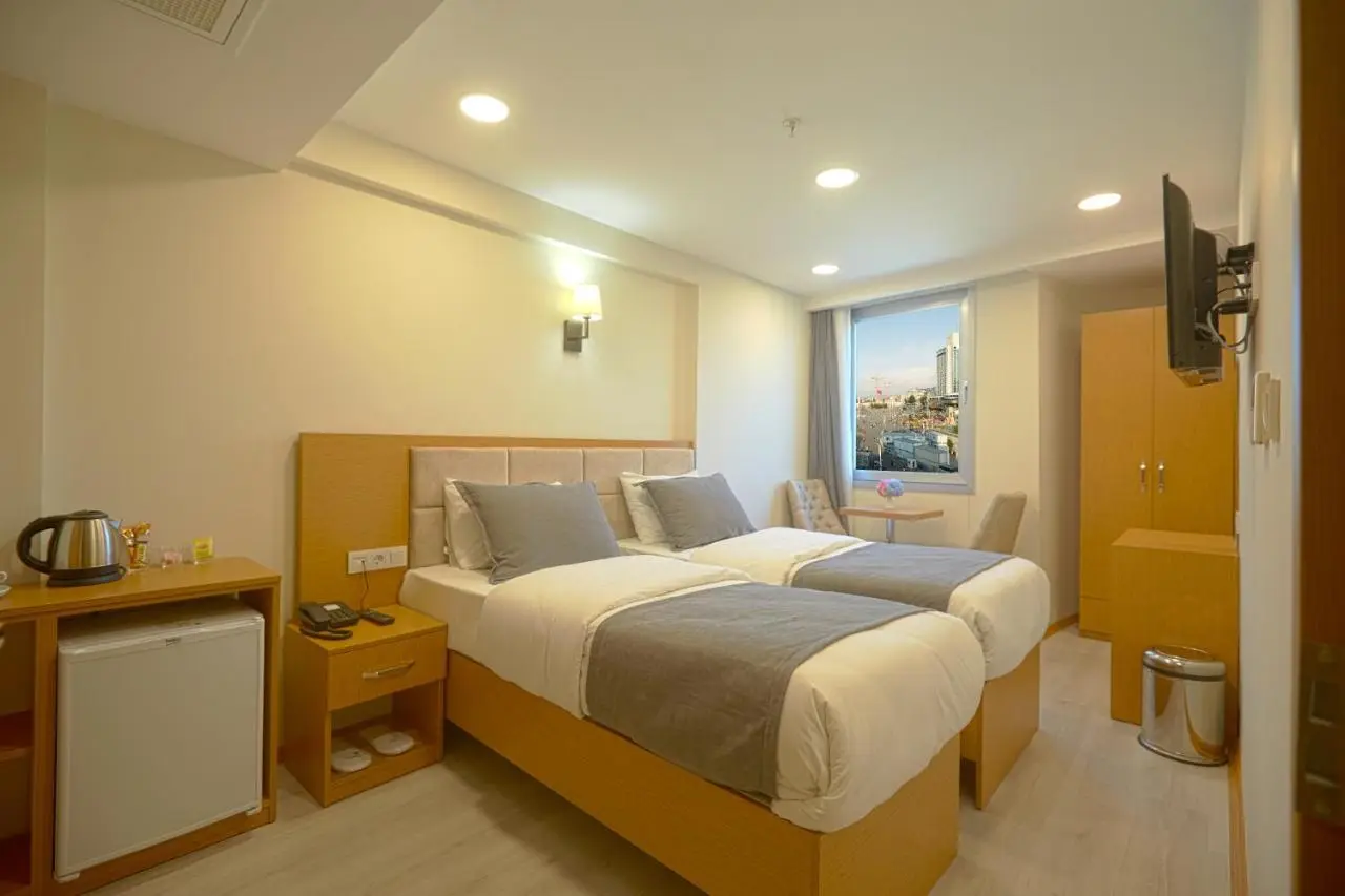 Kartal Palace Taksim Square FAMILY HOTEL