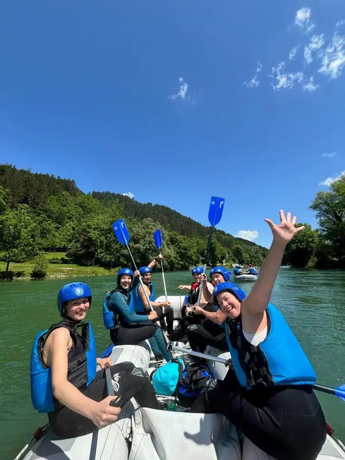 Vikendica, Bazen, Šedrvan, Rafting na Uni, Quad