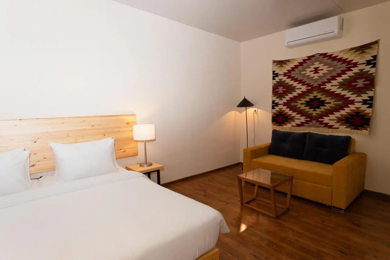 Moretoni Lake Resort