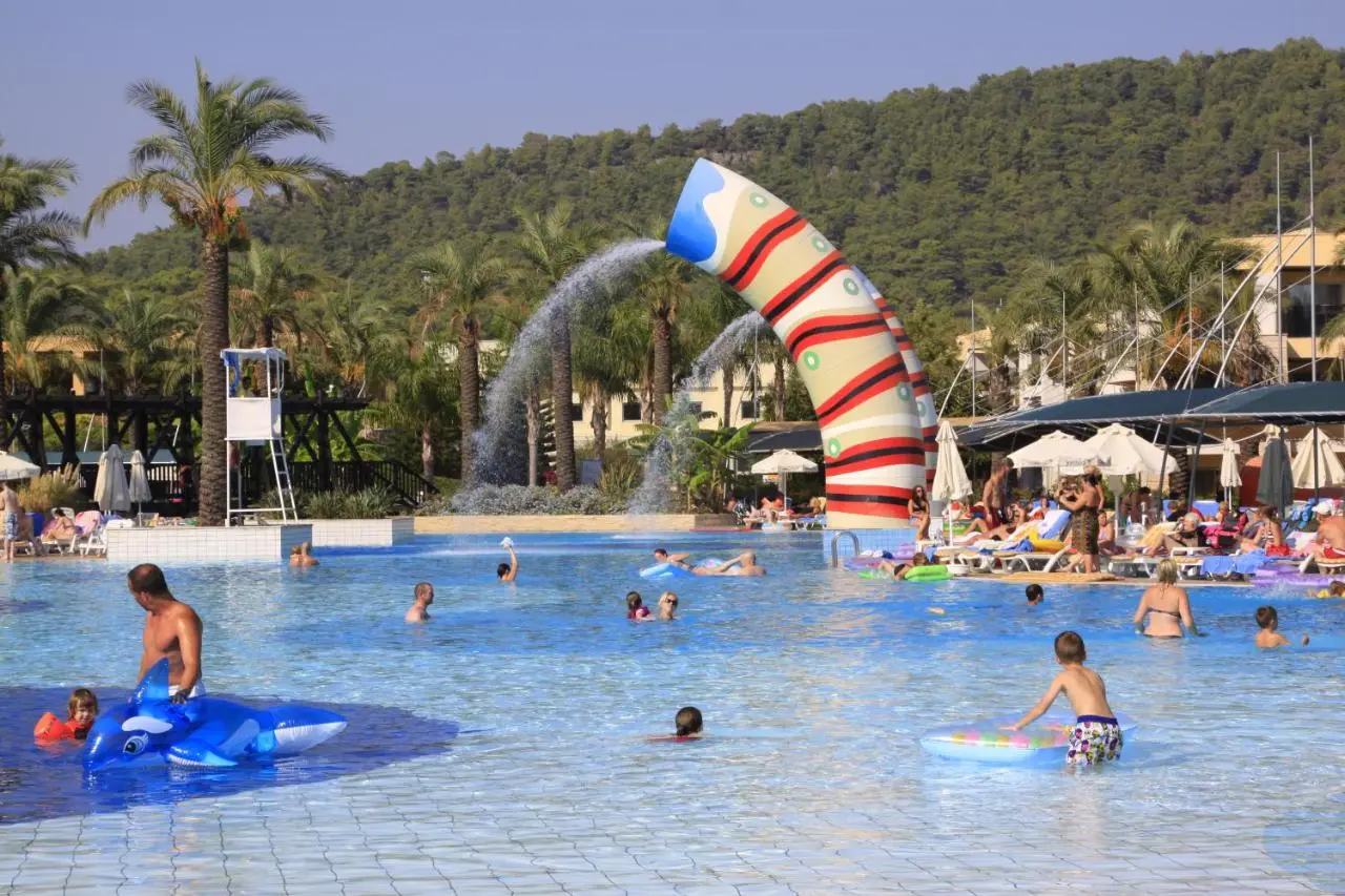 Holiday Village Türkiye