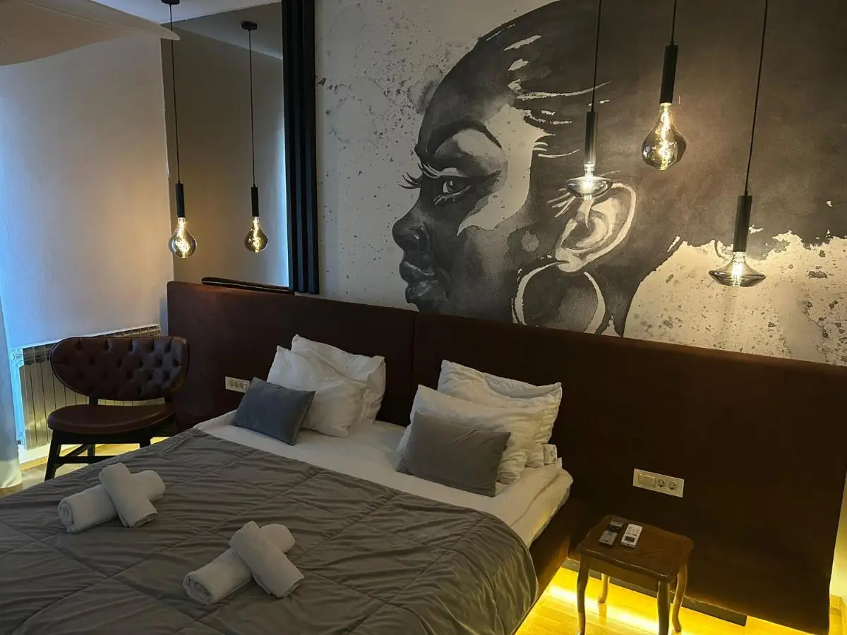 ApartVilla Art of living luxury