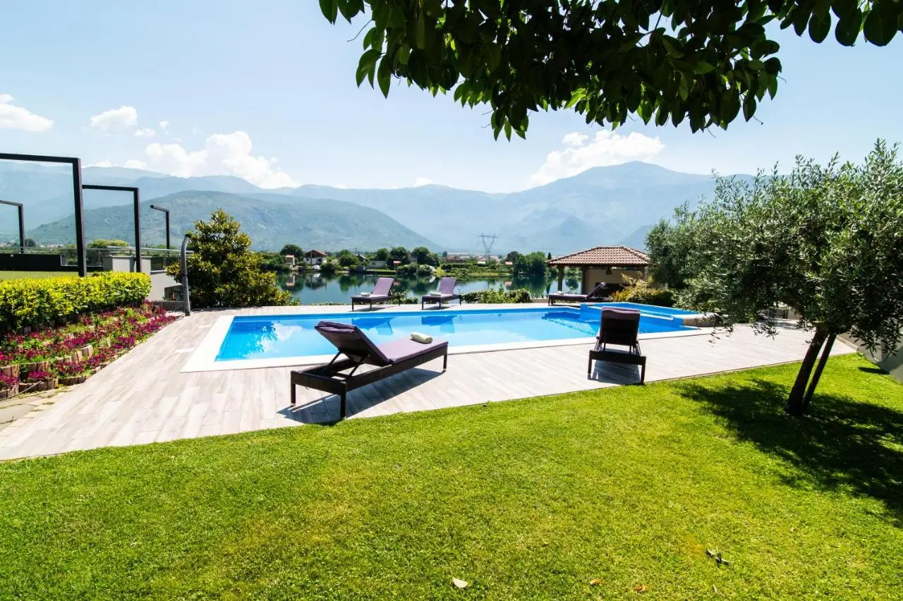 Villa Ana