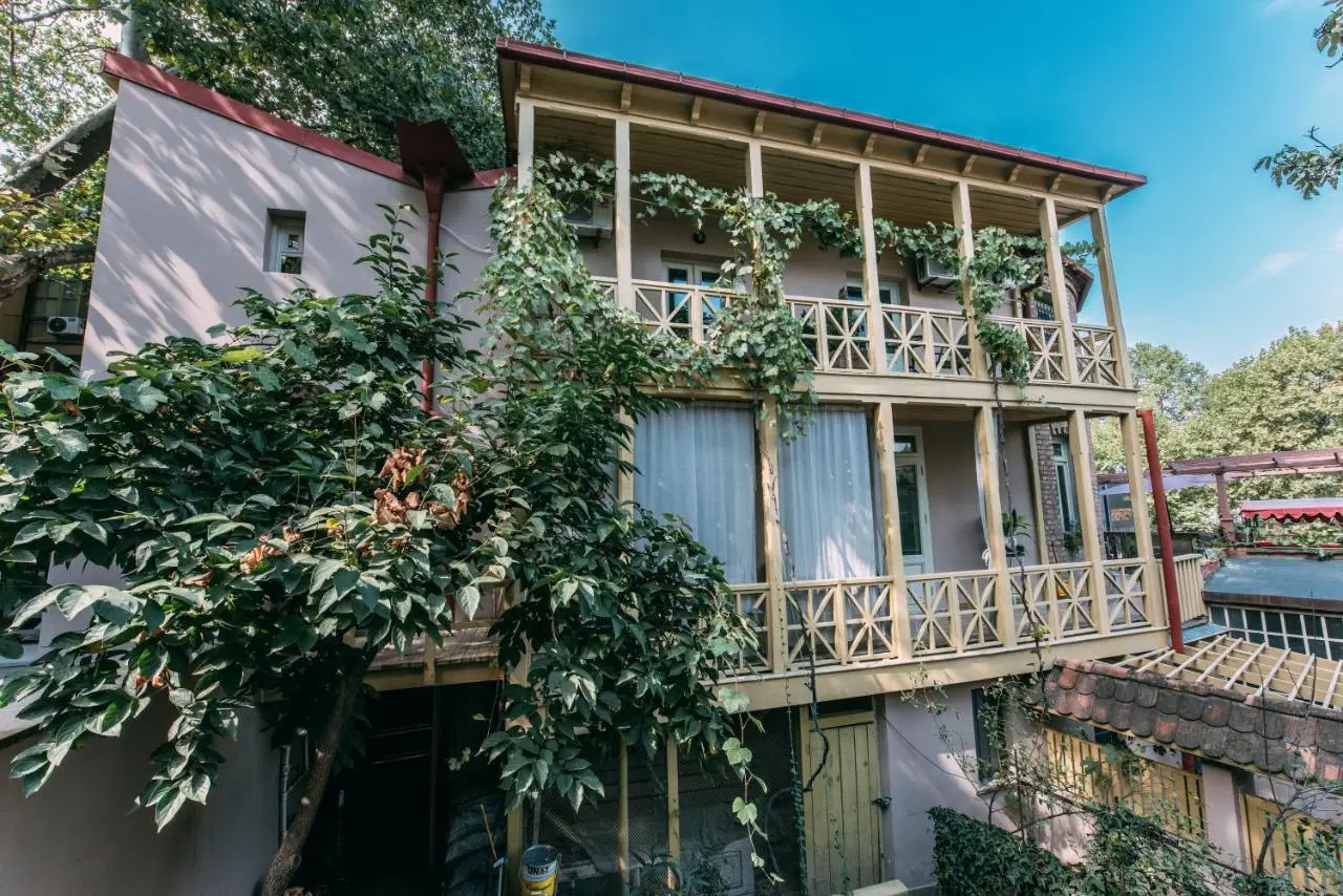 Atoneli Apartment hotel