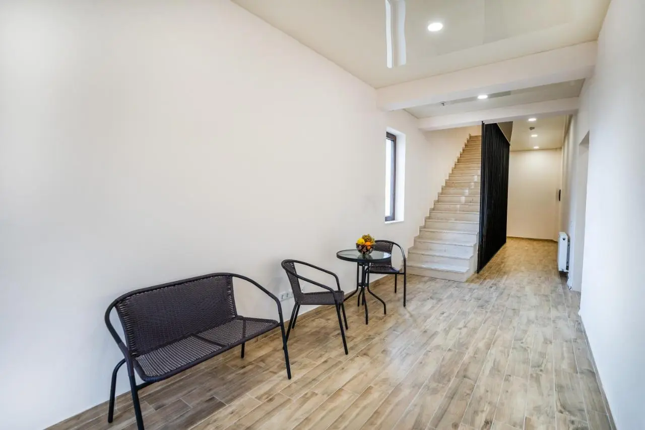 Eltisy Guest House