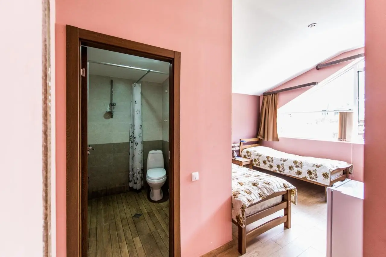 Guest House 15