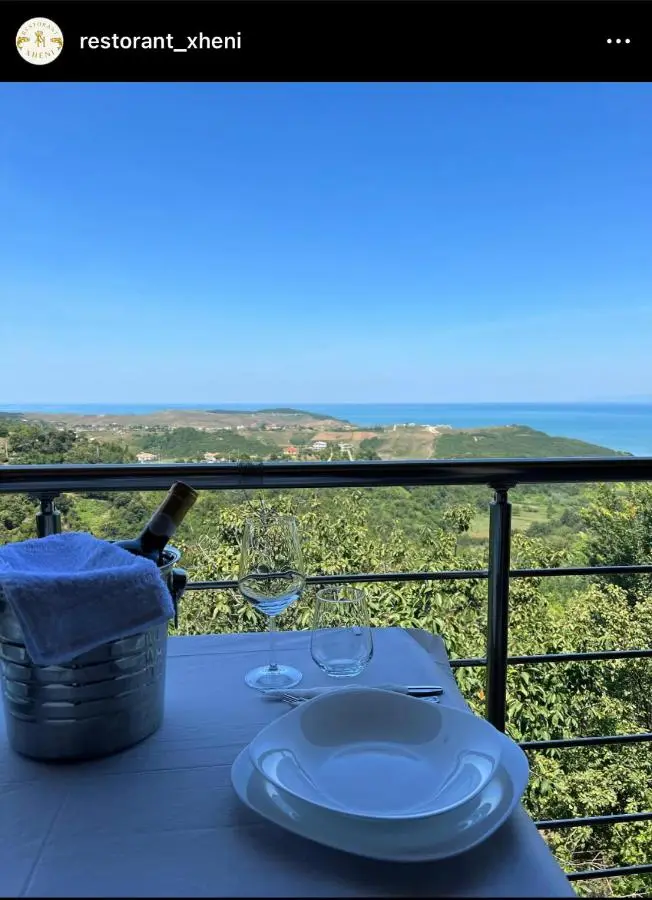 Restorant Hotel Xheni