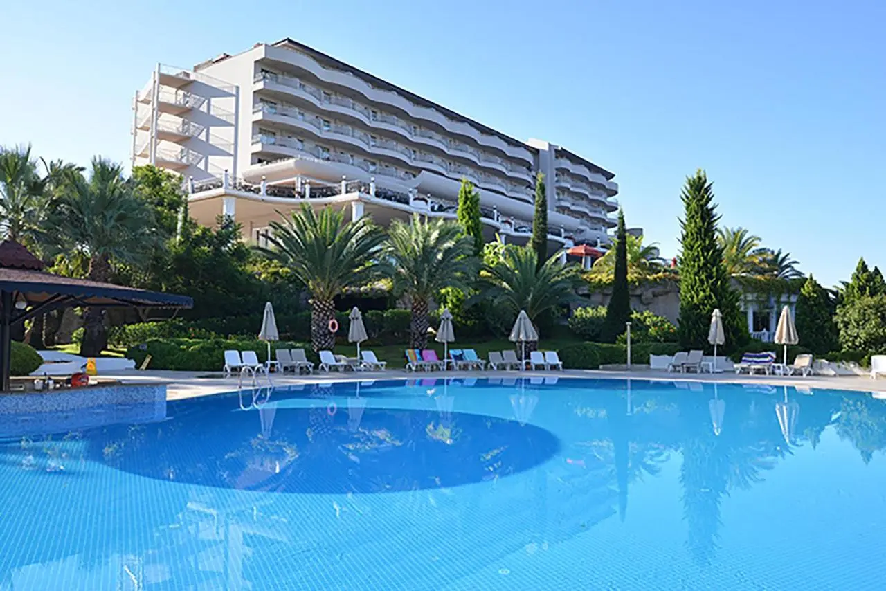 Starlight Resort Hotel