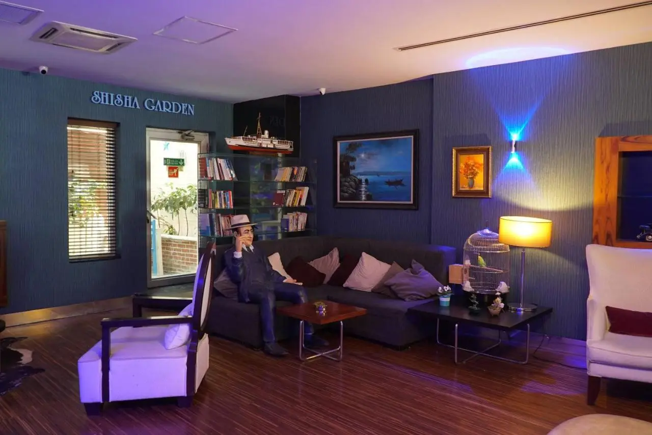 Hotel Troya