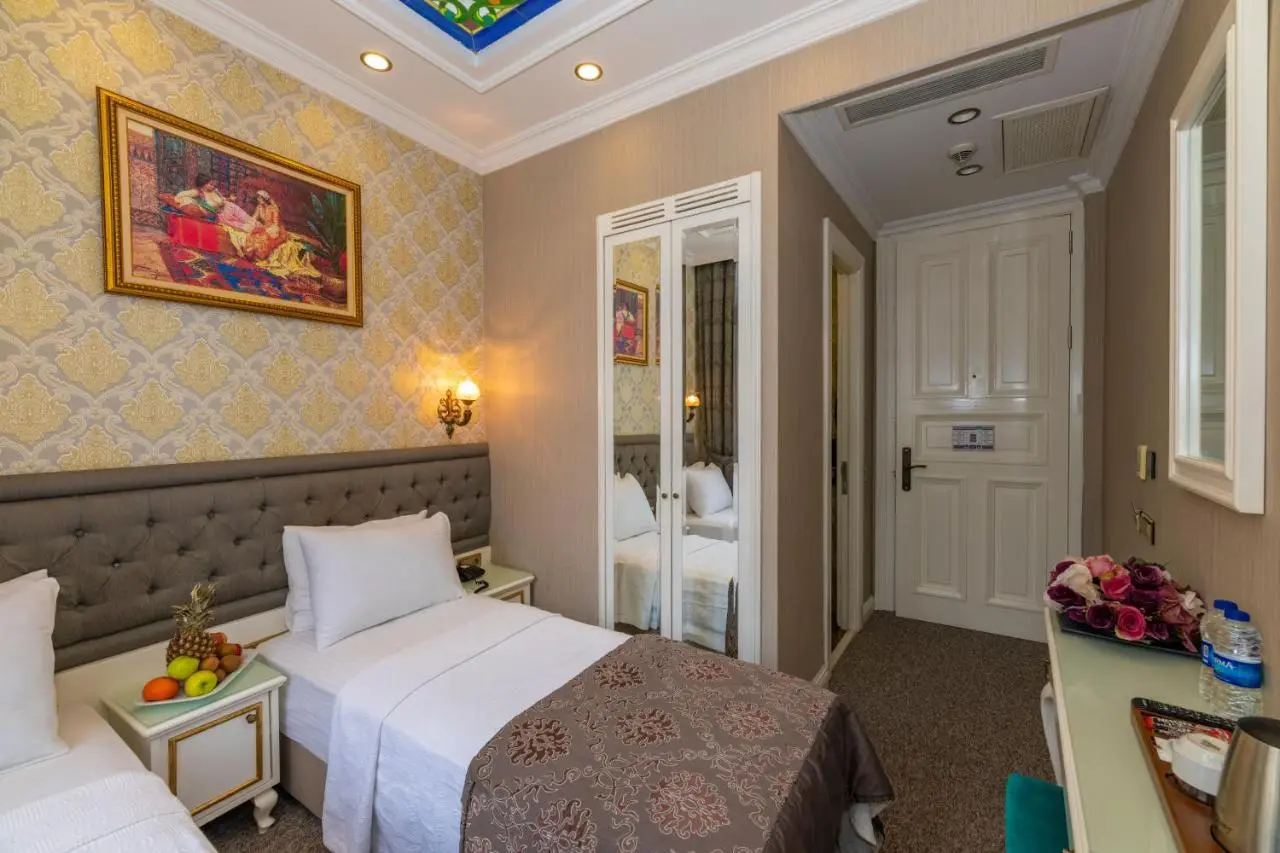 Alpek Hotel