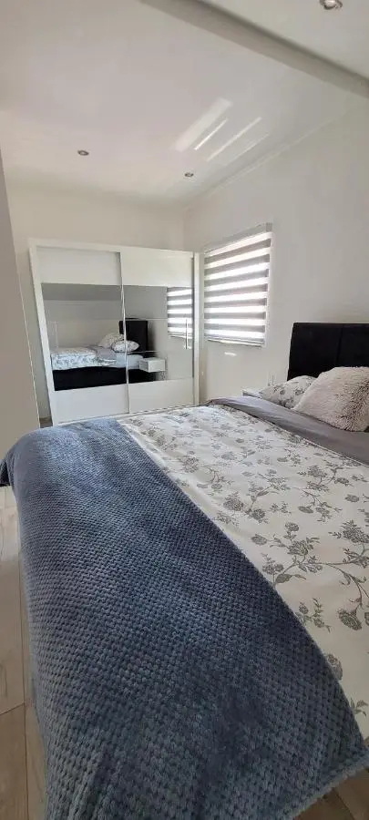 Oz Lux Apartments