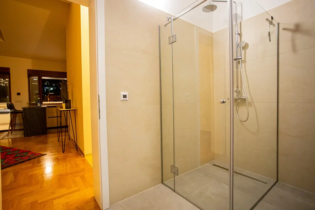 Sky Penthouse Old Bridge with sauna & jacuzzi
