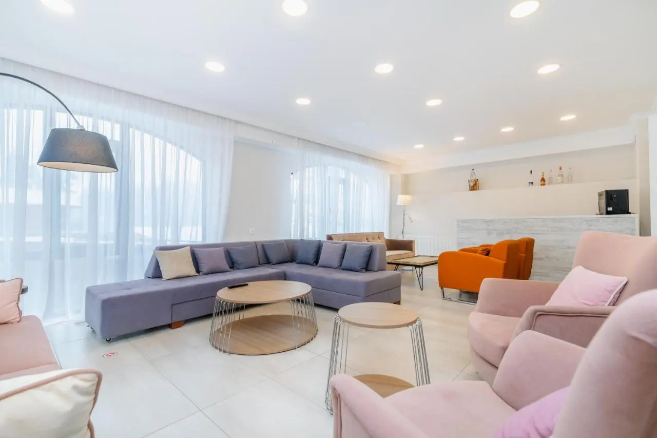 Kokhta Plaza Boutique Hotel