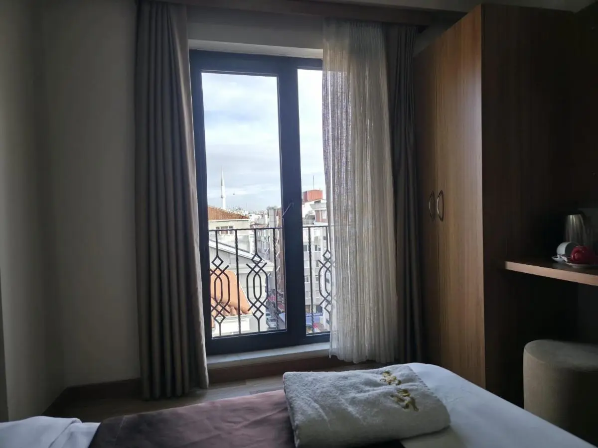 Hotel La SERA