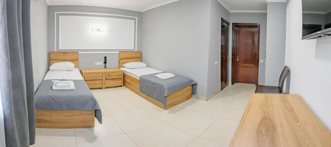 Route Hotel