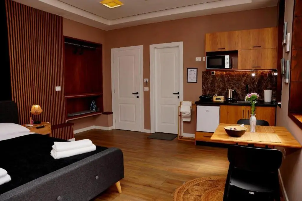 Cherry Rooms