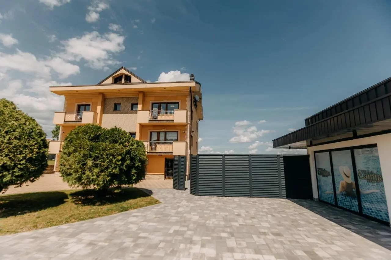 Villa Lamija