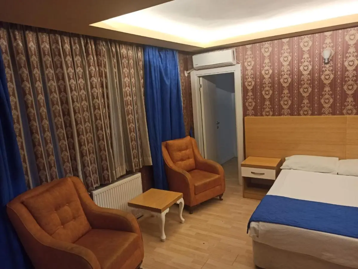Pera City Hotel