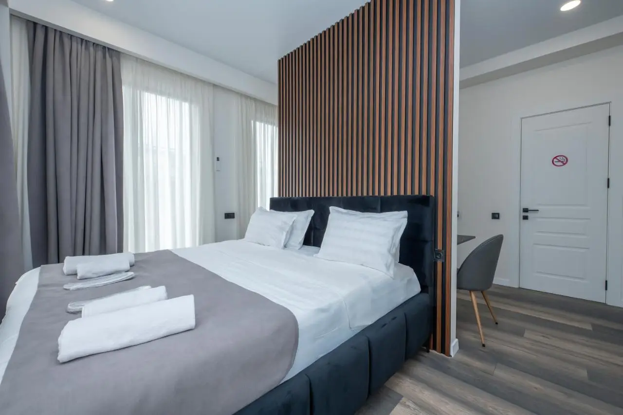 M&N Hotel