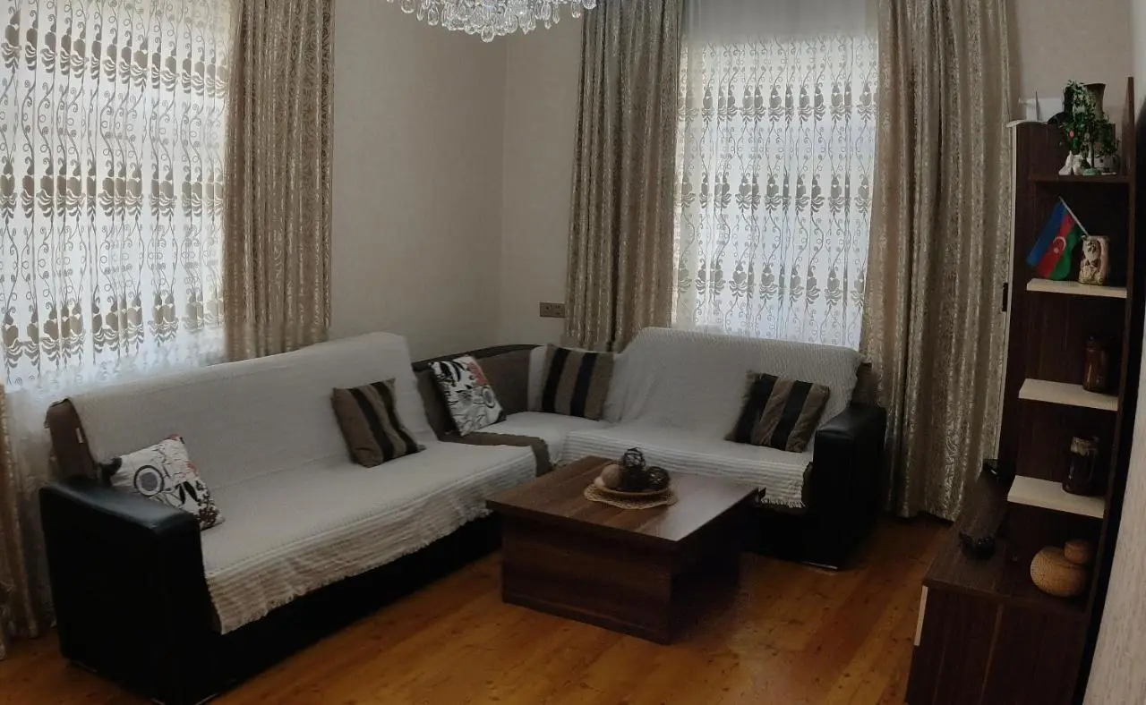 Cozy House in Bina, Bolluq