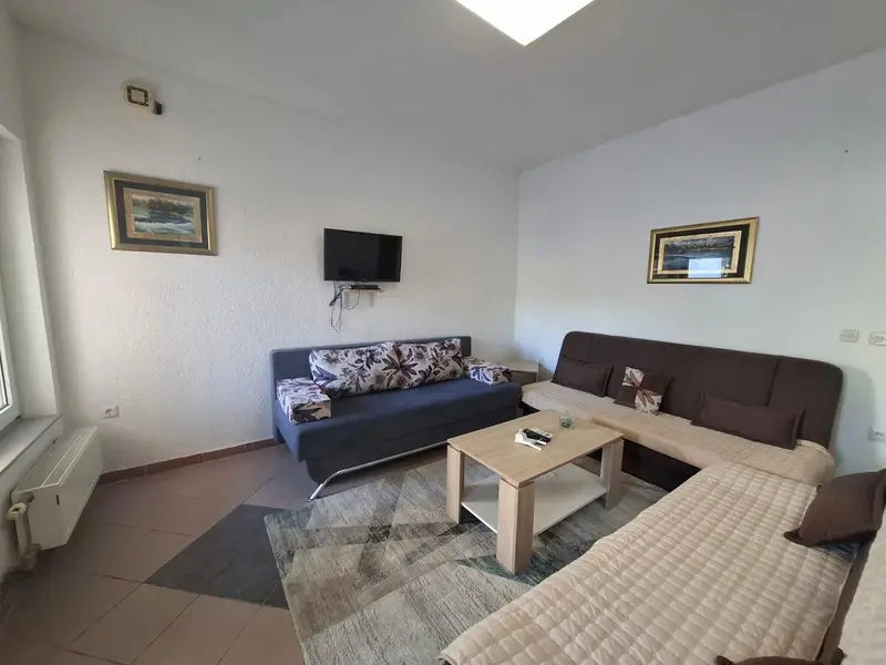 AMINA RIVER APARTMENT GROUND FLOOR