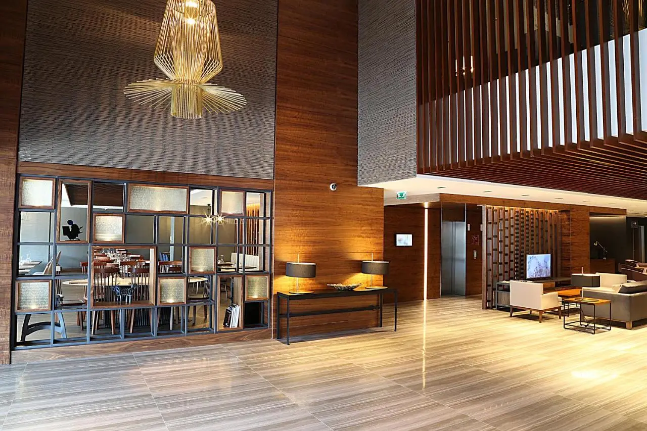 Bof Hotels Business