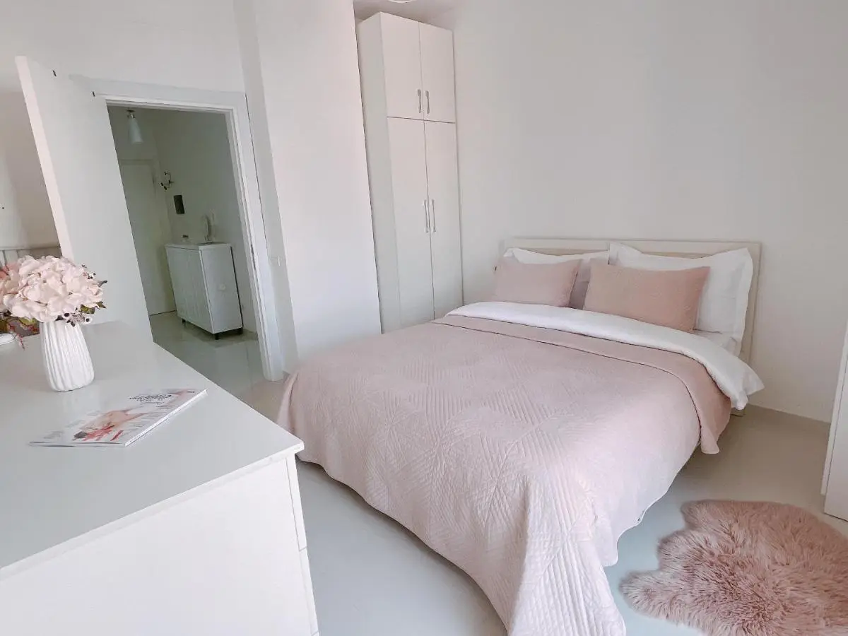 Kristin's Apartments
