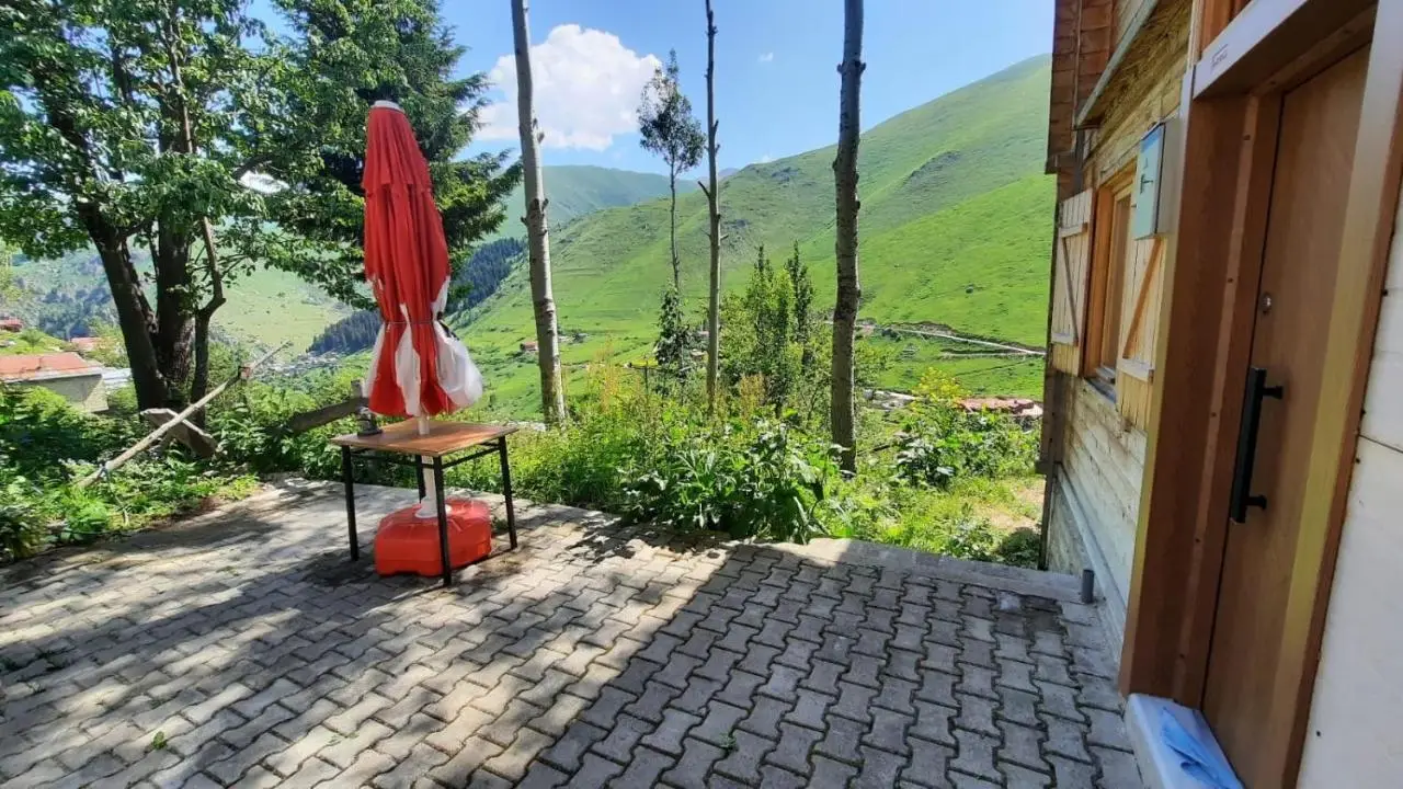 Turan Dağ Evi