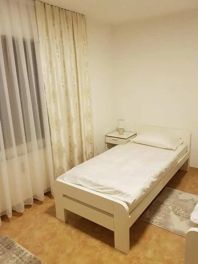 Apartment Paradise Enver