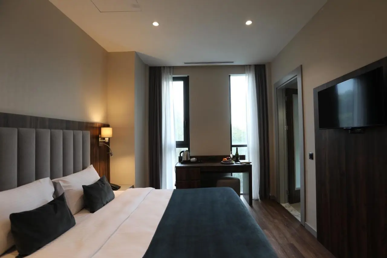 White Hill Hotel
