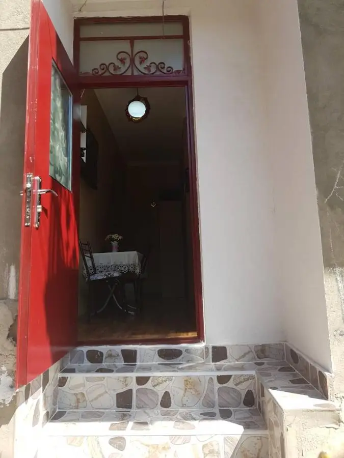 Lela Apartments