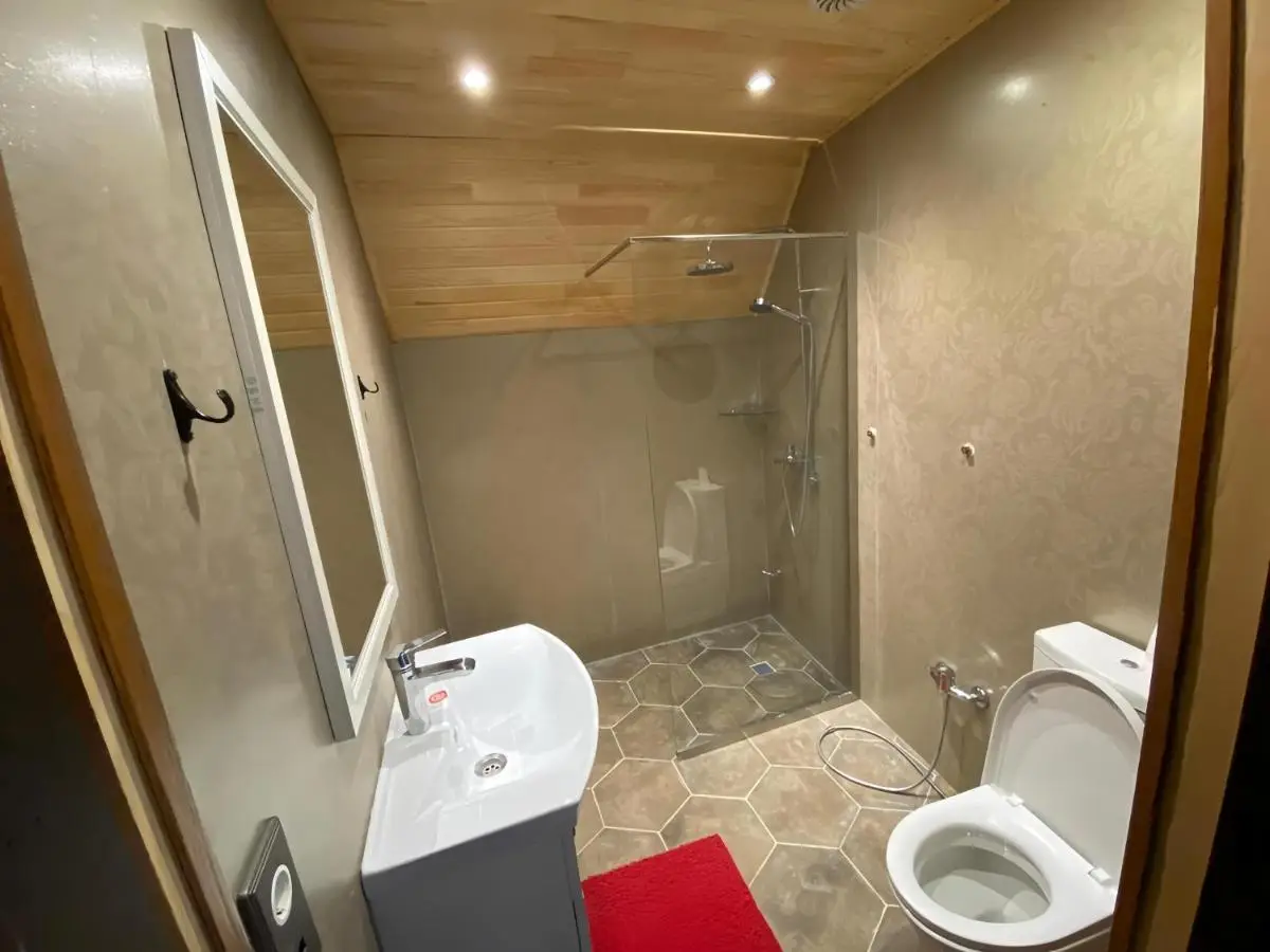 Trigon Villa Family , HOT POOL ,SAUNA,JACUZZI