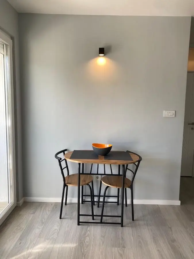 Diamond apartments