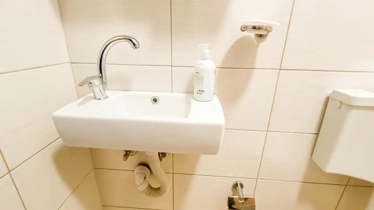 Bascarsija Guesthouse - Private Bath, TV & AirCon